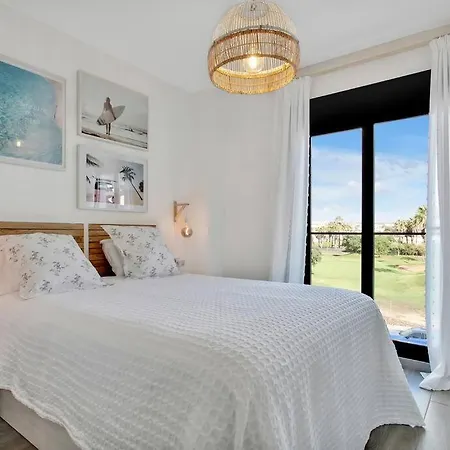 2 Terraces W/ Astonishing Views. Lejlighed