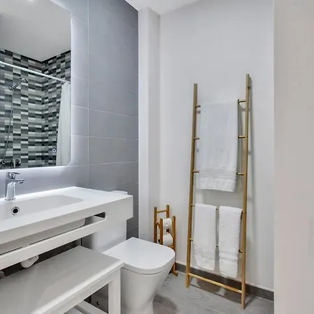 2 Terraces W/ Astonishing Views. Apartamento